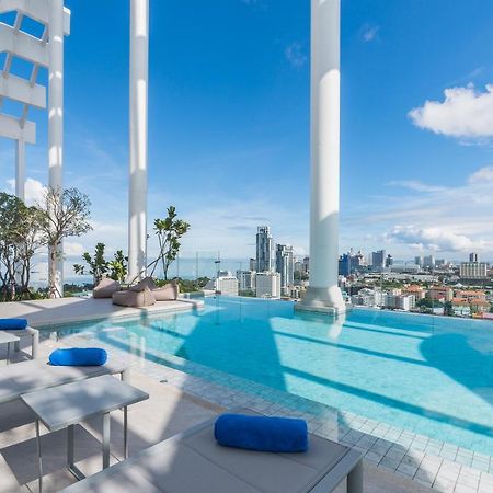 Arbour Hotel And Residence Pattaya Ngoại thất bức ảnh Infinity pool at the rooftop
