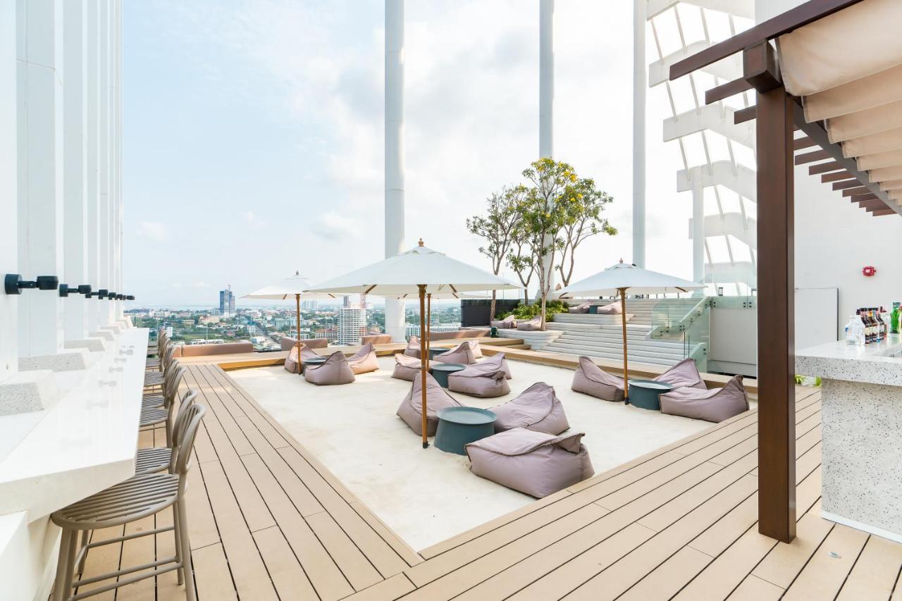 Arbour Hotel And Residence Pattaya Ngoại thất bức ảnh The Sky Bar